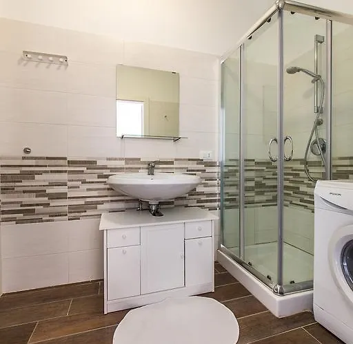 شقة Residenza Andrea E Benedetta مارينا دي سكيافوني