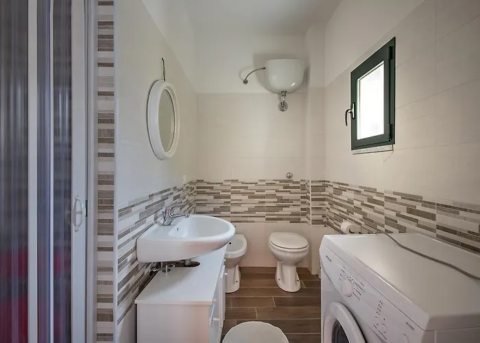 Residenza Andrea E Benedetta مارينا دي سكيافوني